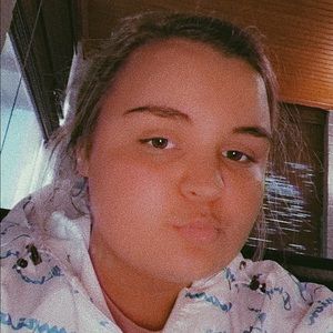 Meet your Posher, Kylee